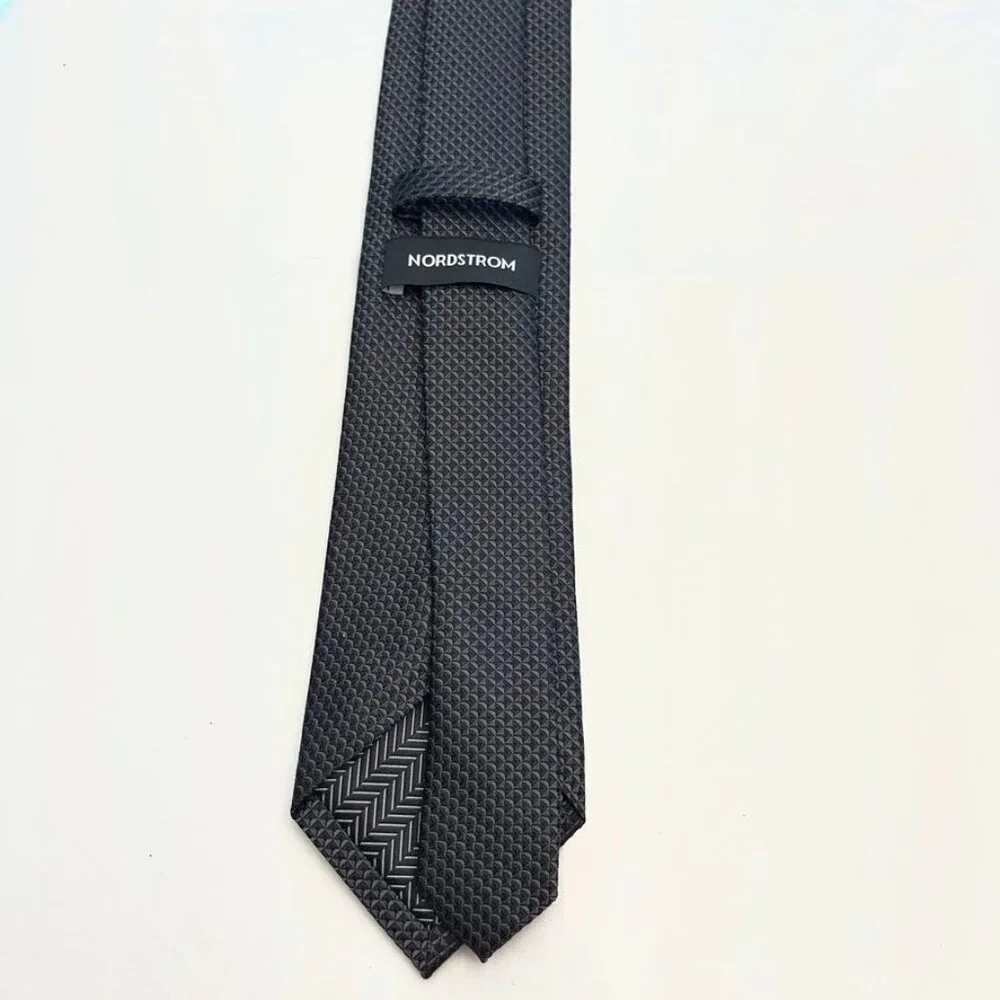Nordstrom 100% Silk Jacquard Tie Black 3.5